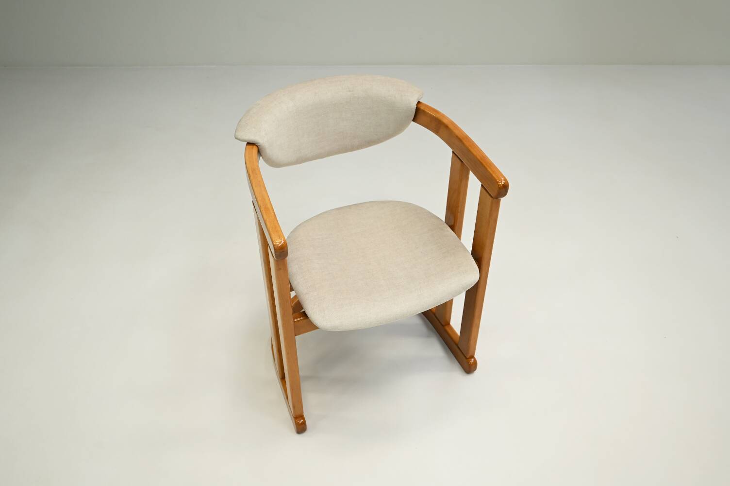 Set of 6 curverd beech wood dining chairs, 1960s Germany.