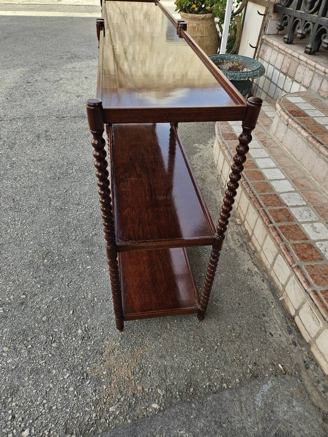 Large 20th century mahogany shelf