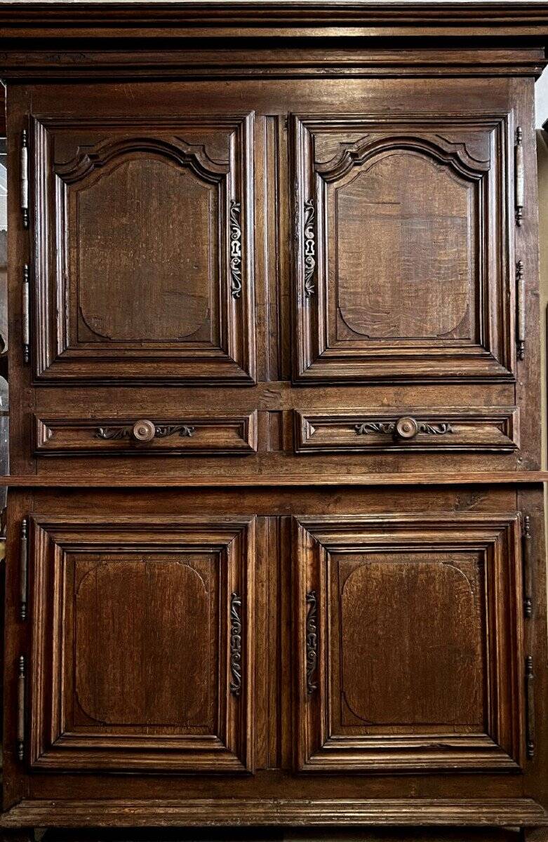 Louis XIII period cabinet in solid oak