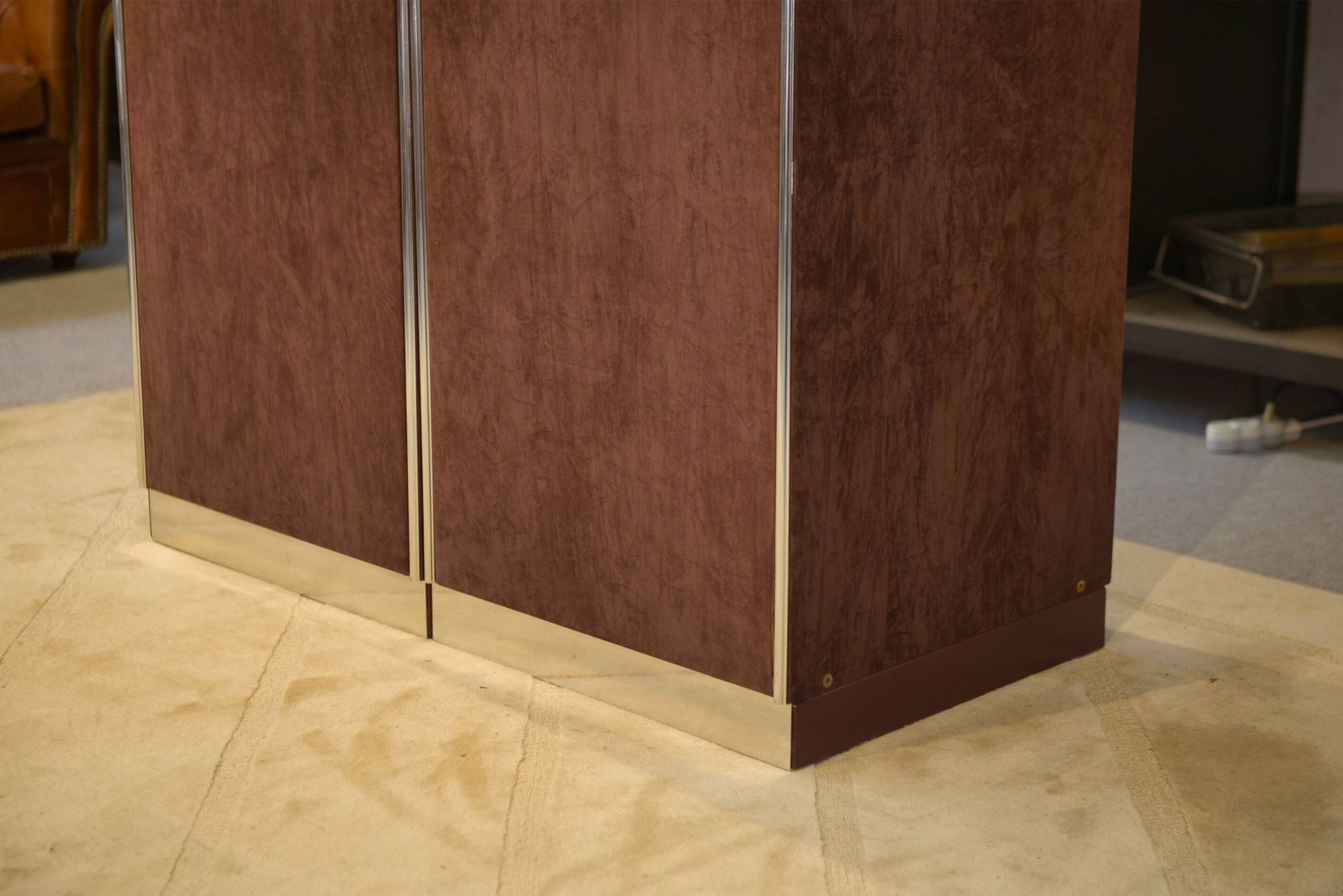 Pair of cabinets by Guido Faleschini produced by Mariani for Hermès 1970s