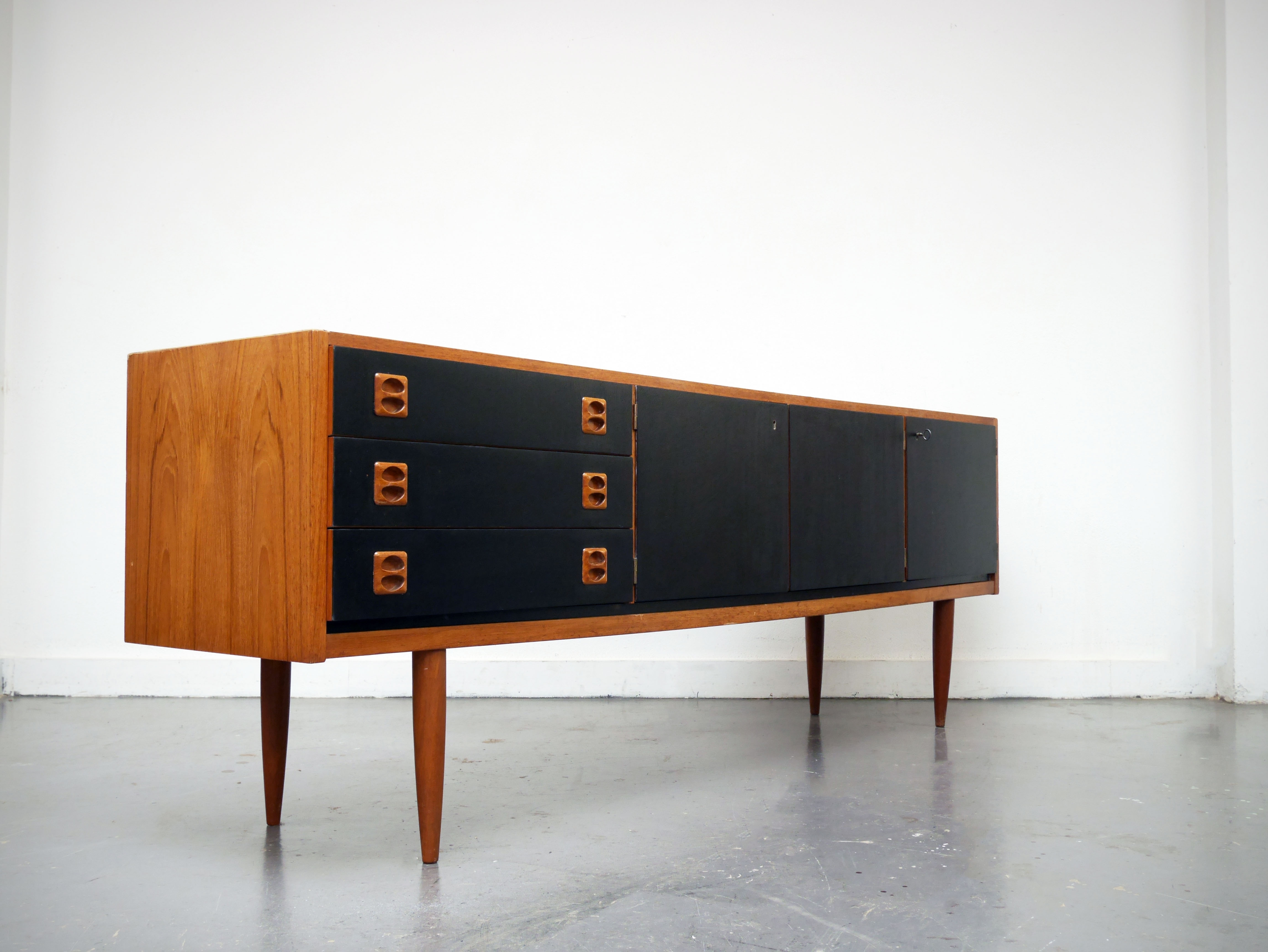 Sideboard Scandinavian teak 200 cm