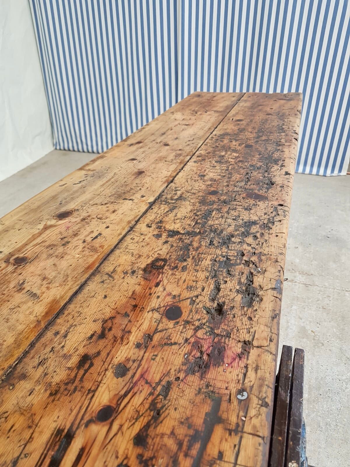 Industrial work bench