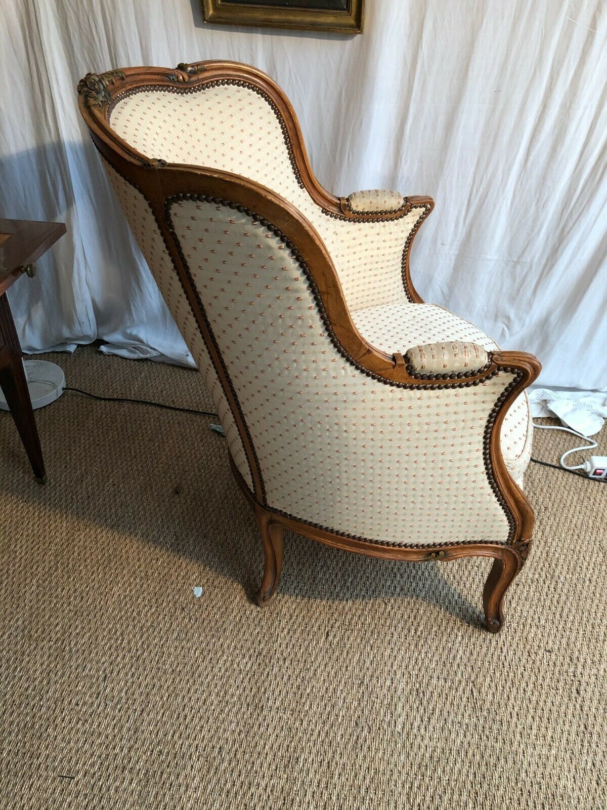 Louis XV-style shepherdess chair