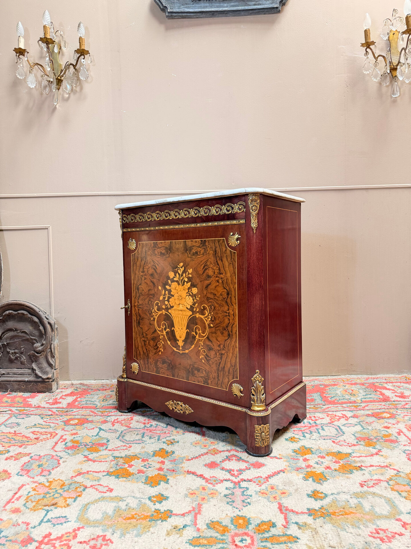 SUPPORT FURNITURE IN NAPOLEON III STYLE MARQUETRY