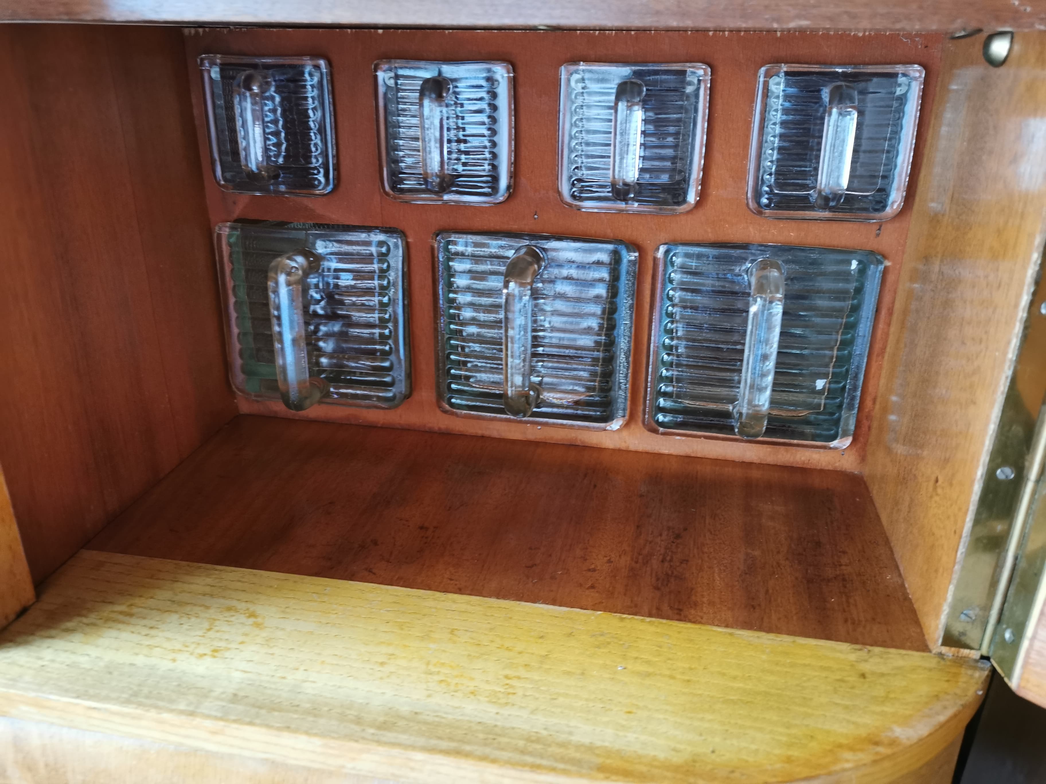 Buffet vaisselier années 70