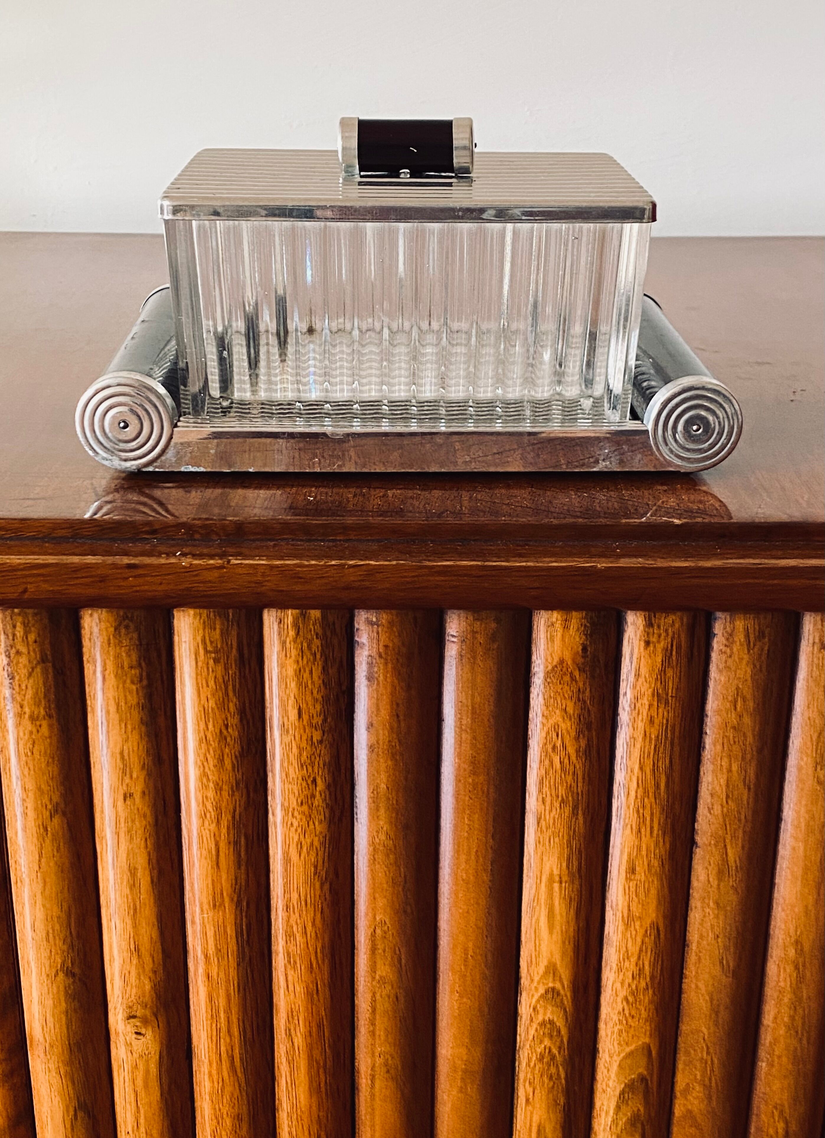 Art deco box and mirrored tray France 1920s
