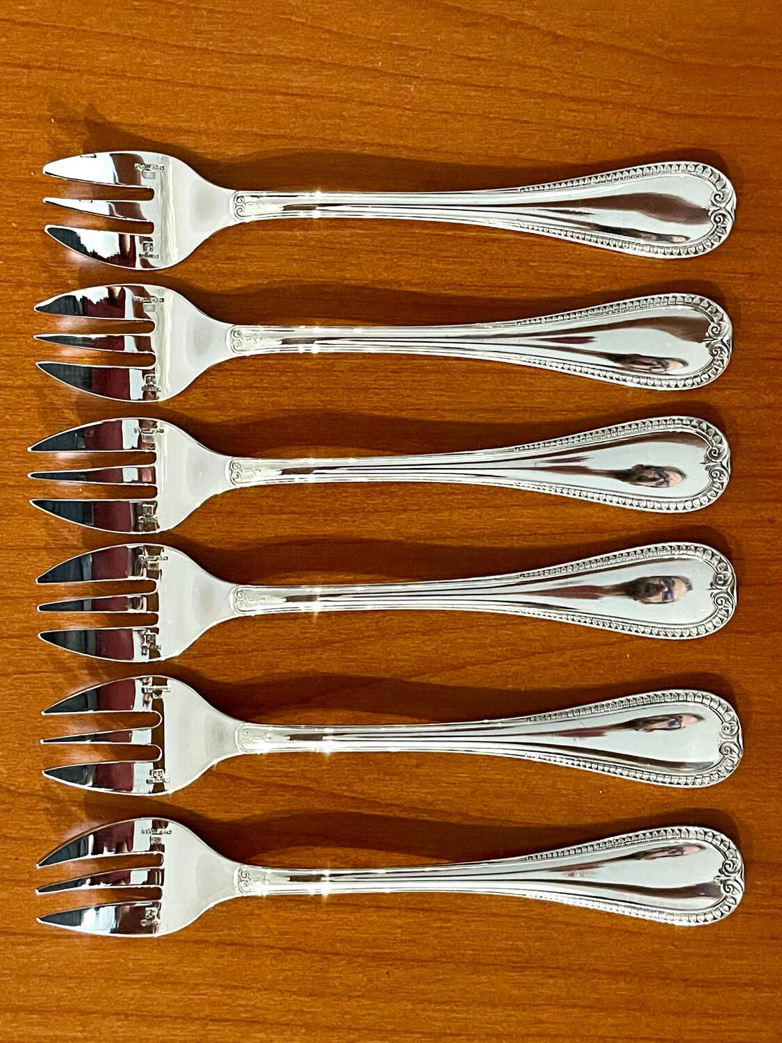 Christofle Malmaison 6 oyster forks new condition