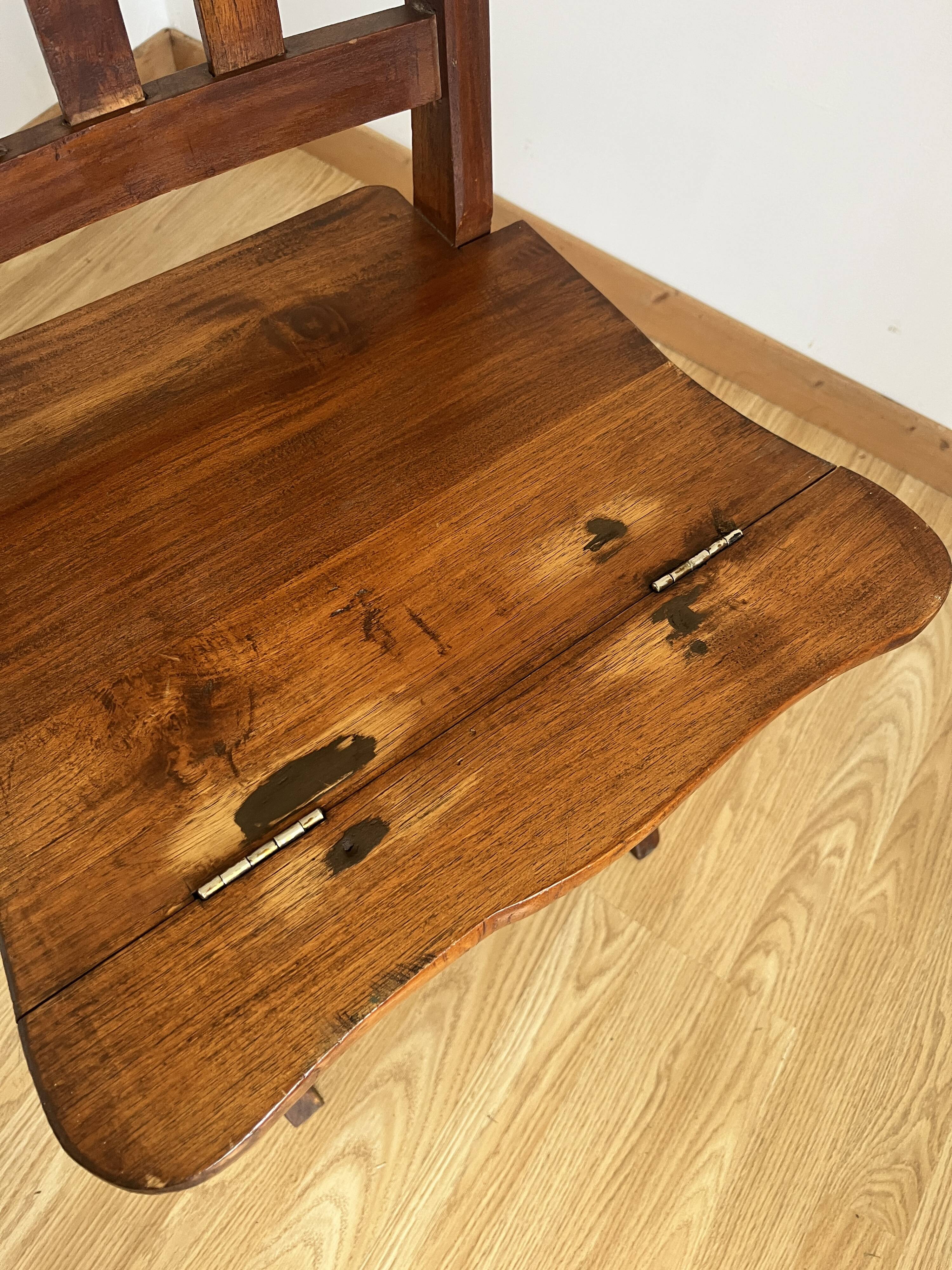 Chaise escabeau en bois