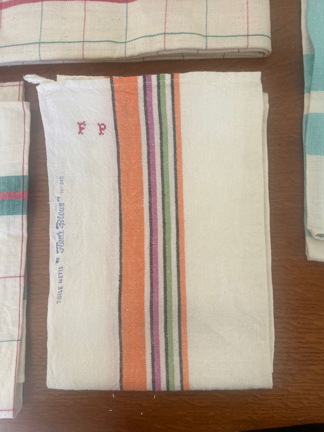 Set of 4 vintage tea towels