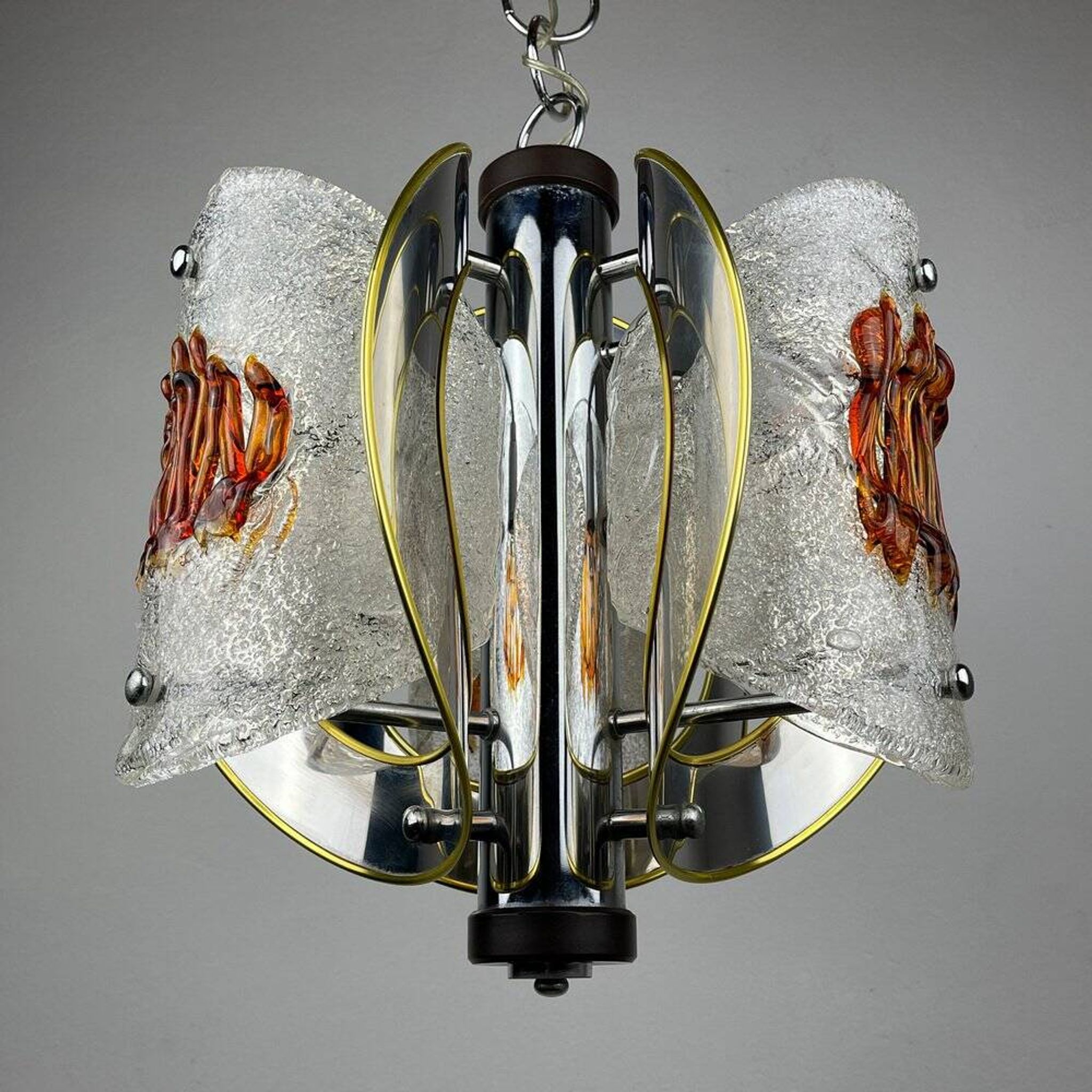 Amber mid-century chrome chandelier by Toni Zuccheri for Veart, Italy, 1970s.