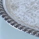 Silver metal top on stand (Leonardo Silver)