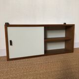 Shelf / display case