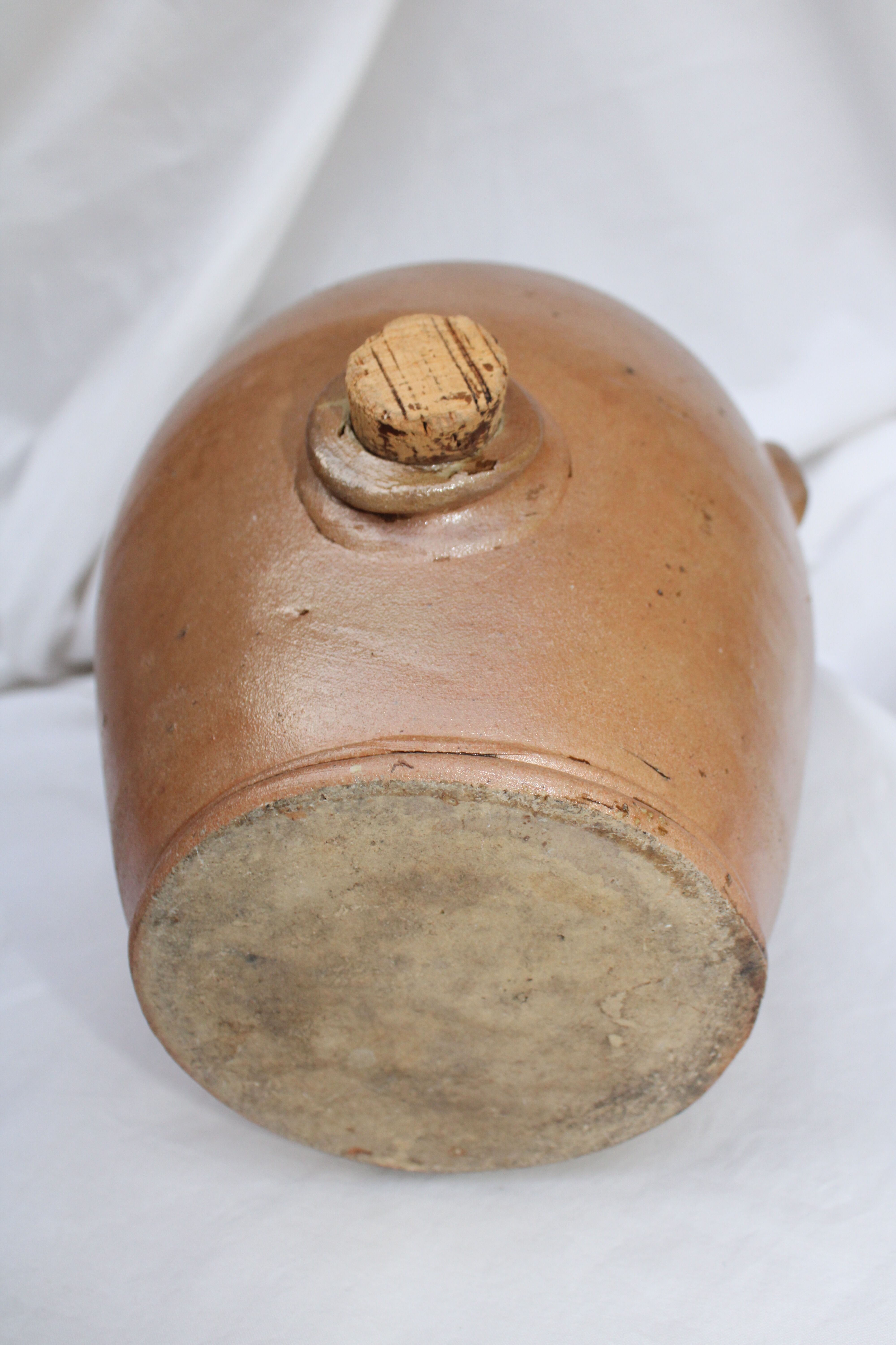 Old vinegar sandstone pot