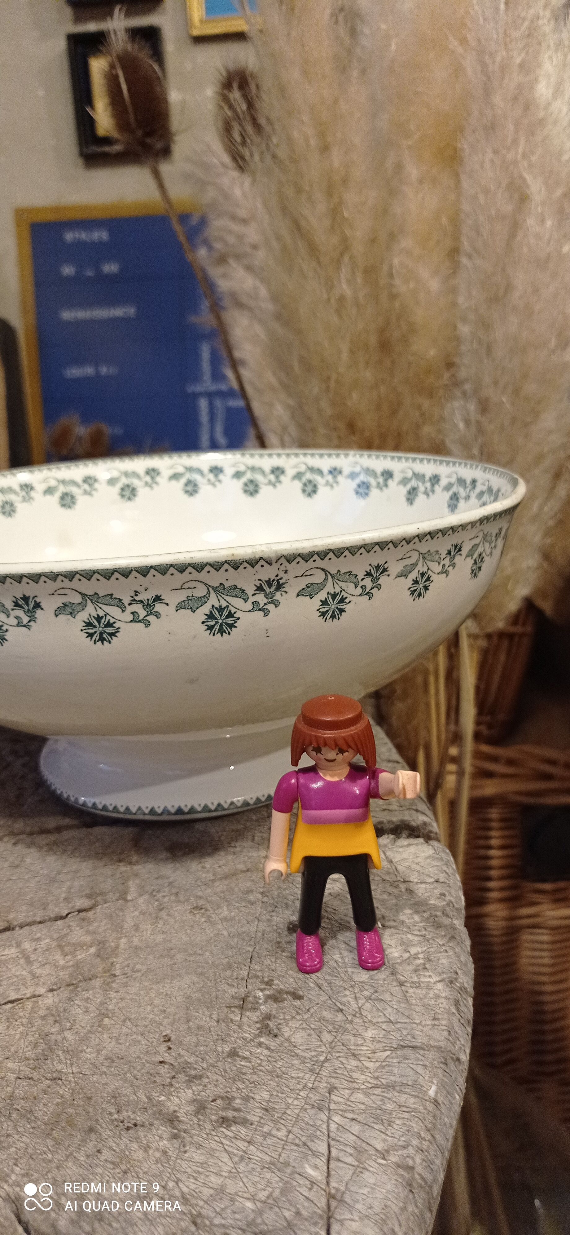 Flat set and iron earth sausage