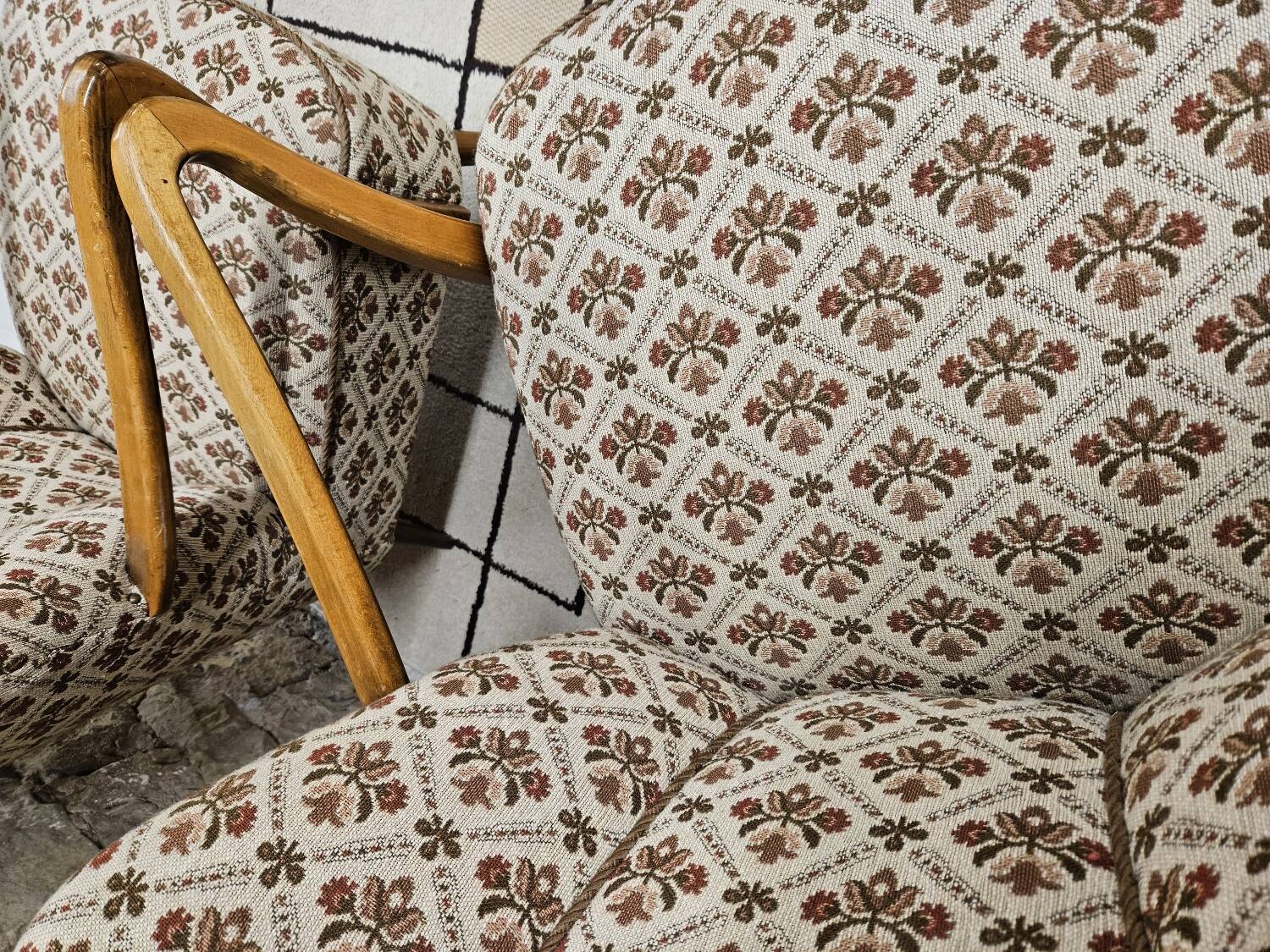 Pair of 1960 flowered armchairs