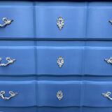 Crossbow chest of drawers