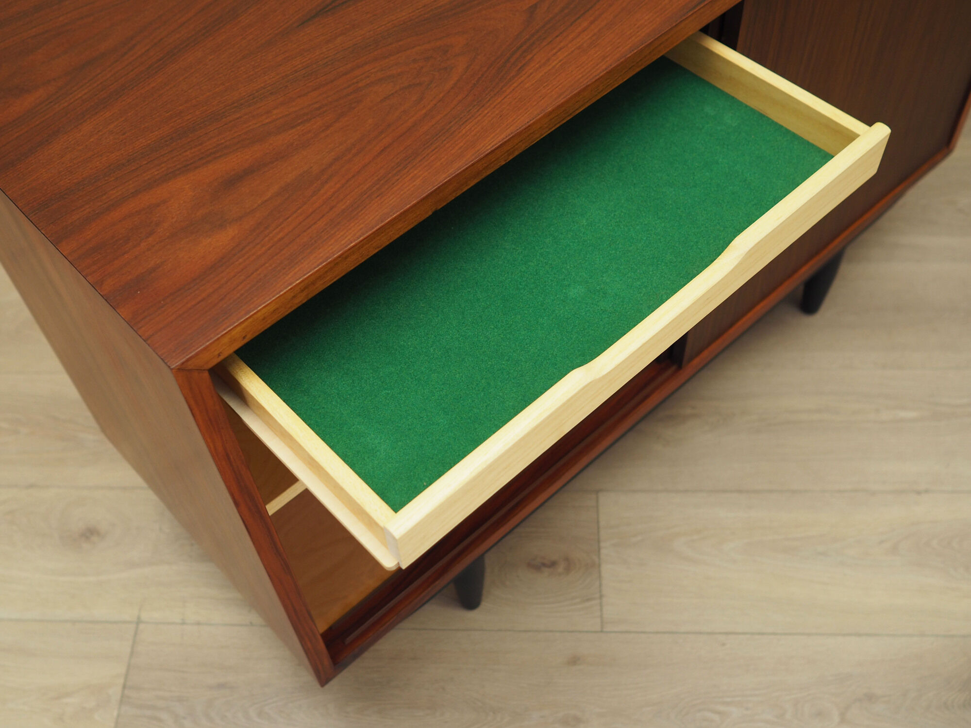 Buffet palissandre, design danois, années 1970, fabrication: Hundevad
