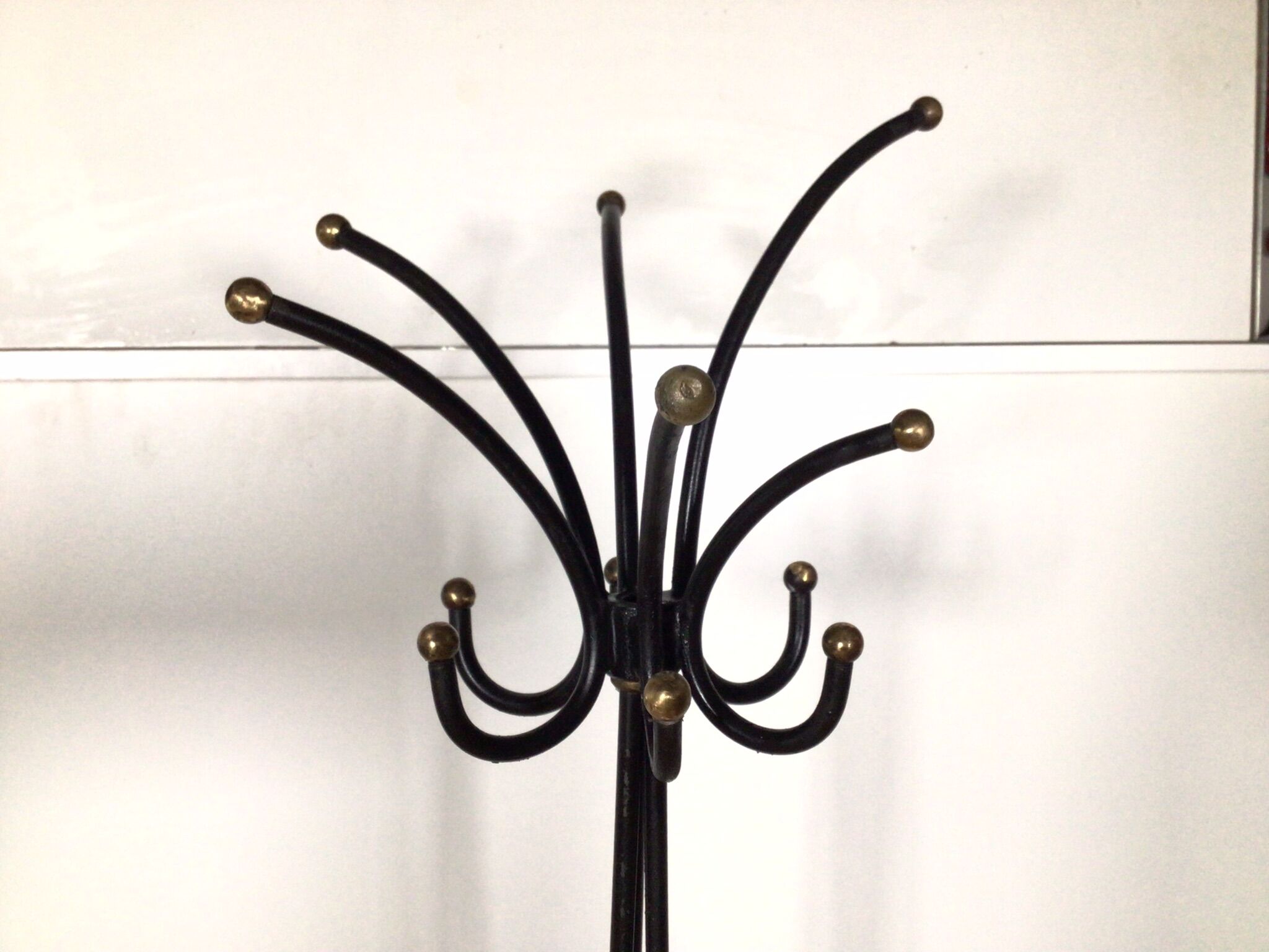 Standing coat rack