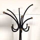 Porte-manteau sur pied