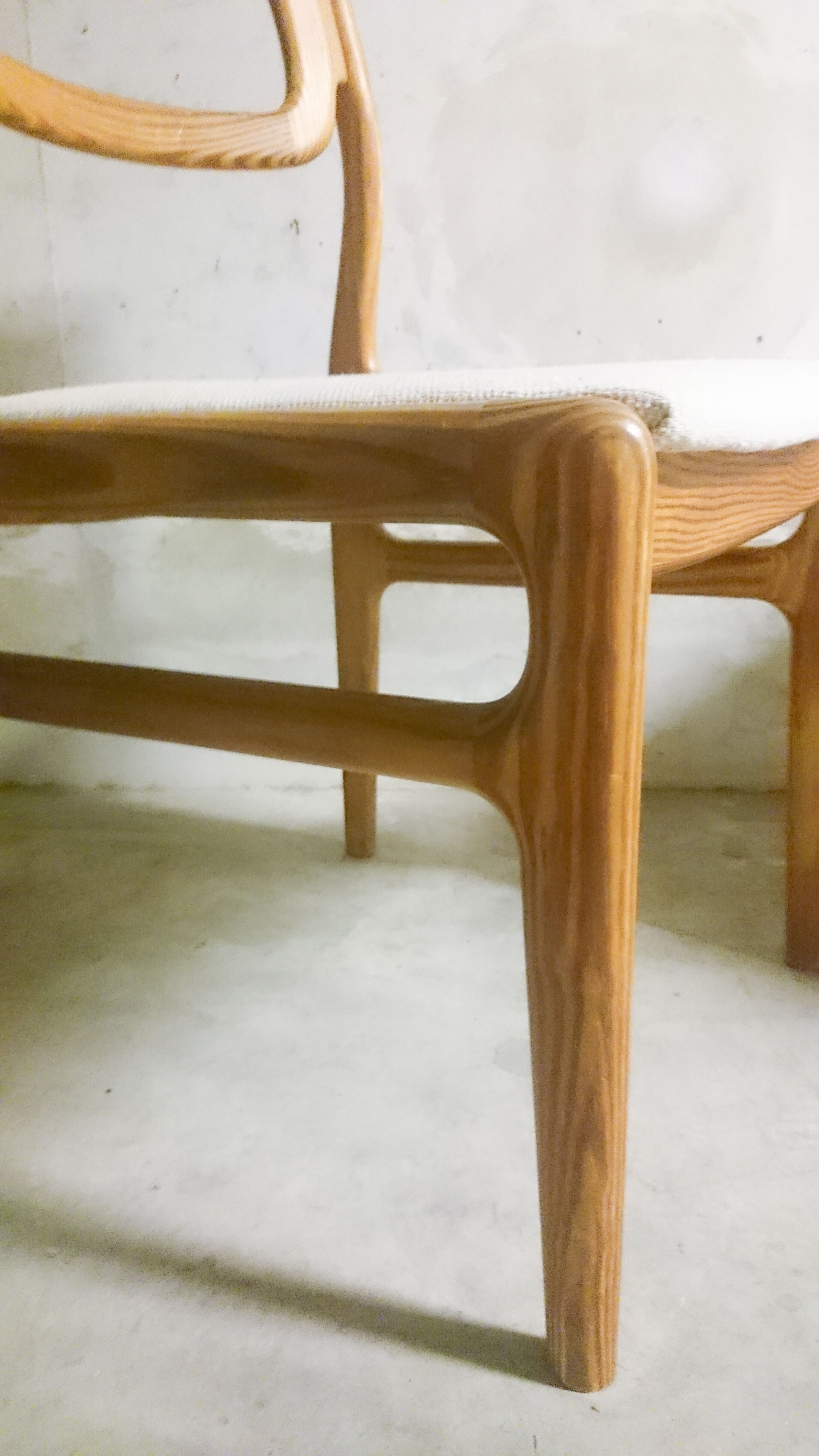 4 chairs by Johannes Andersen for Uldum Møbelfabrik, in pine, Scandinavian design, Denmark 1960's