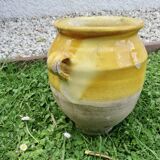Glazed yellow terracotta jar, south-west of France.