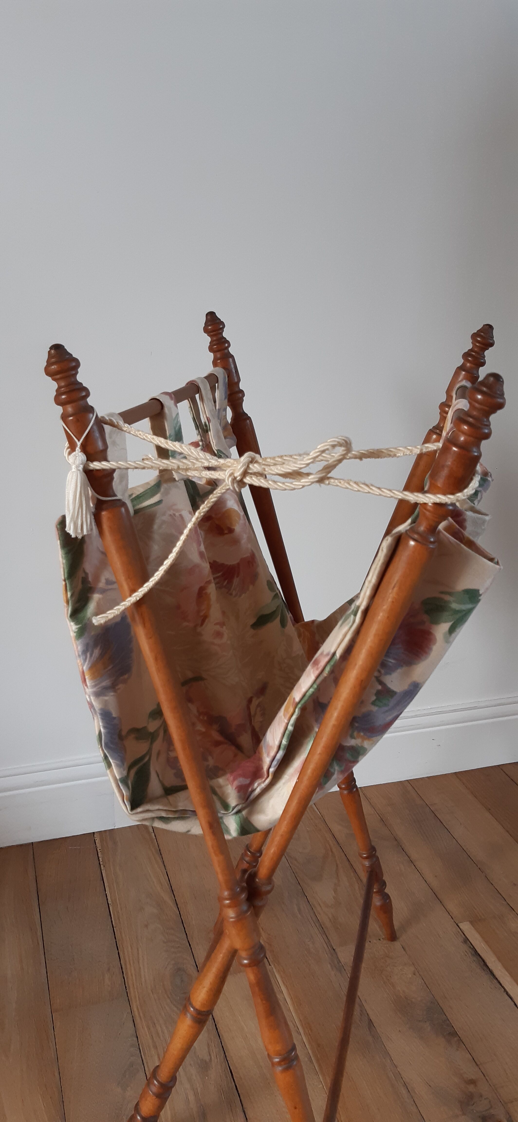 Wood/bamboo and cotton worker early twentieth century