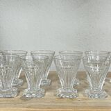 12 verres à liqueur ou apéritif art déco en cristal