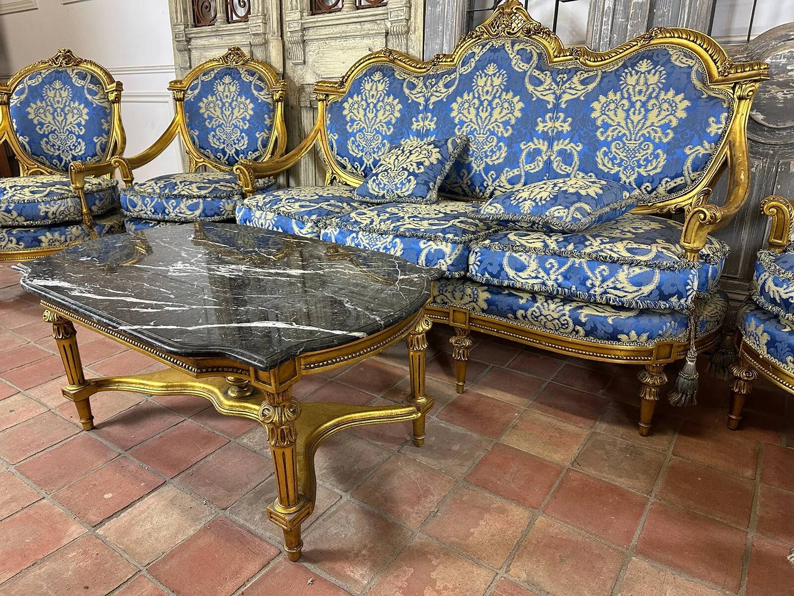 Salon Louis XVI doré complet - Canapé 3 places + 4 fauteuils