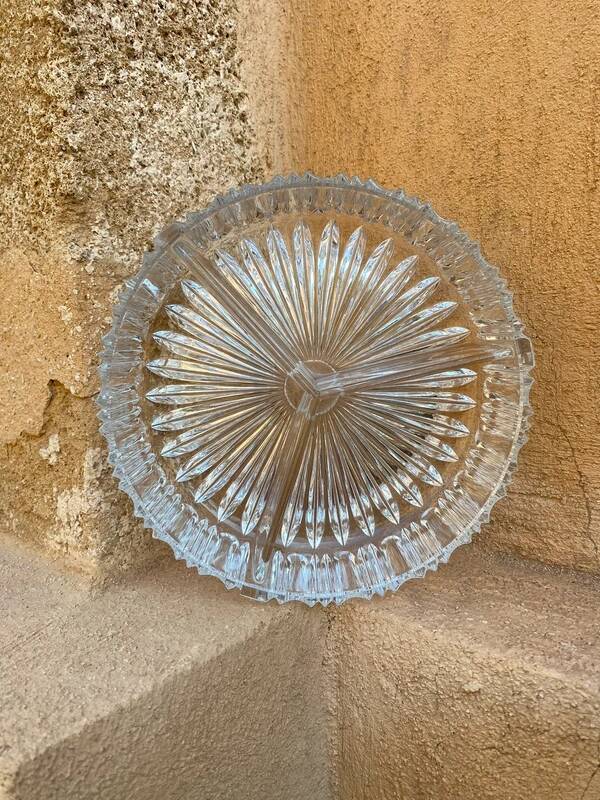 Vintage segmented aperitif plate