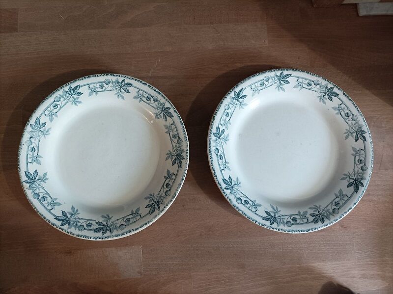 Set of 2 plates iron earth Chestnut