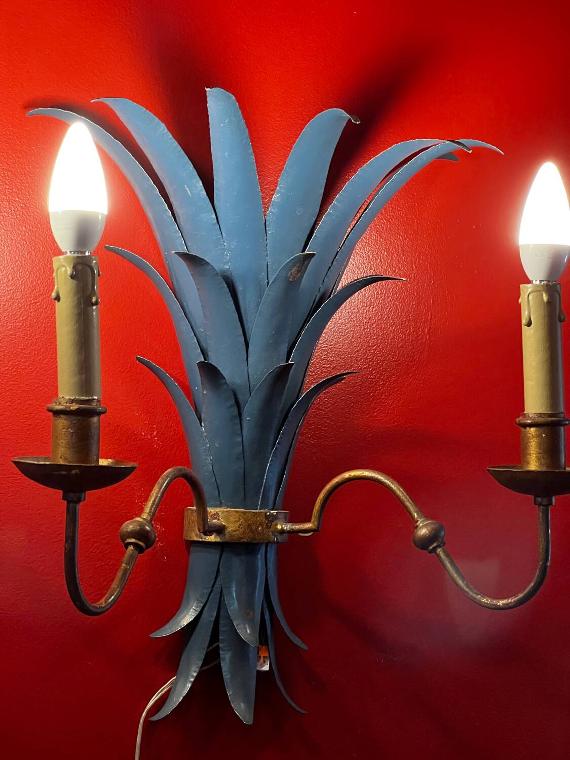Wall sconces
