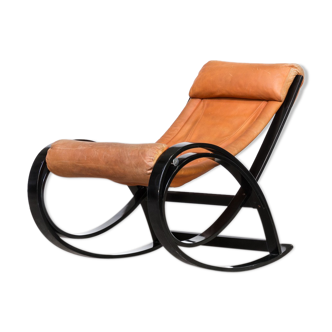 Gae Aulenti ‘Sgarsul’ rocking chair for Poltronova 60