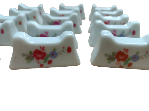Porcelain knife holders