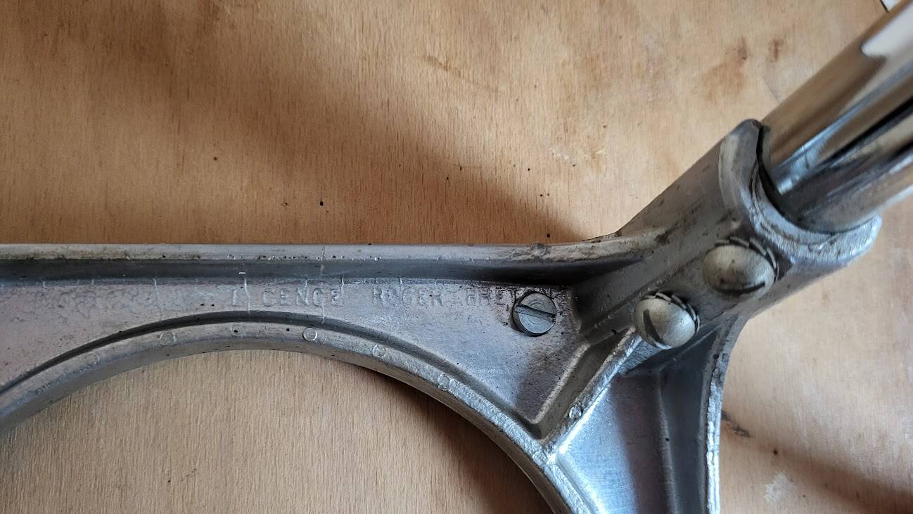 Set of 2 Formica chairs