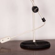 Lampe de bureau inclinable en métal blanc 1960.