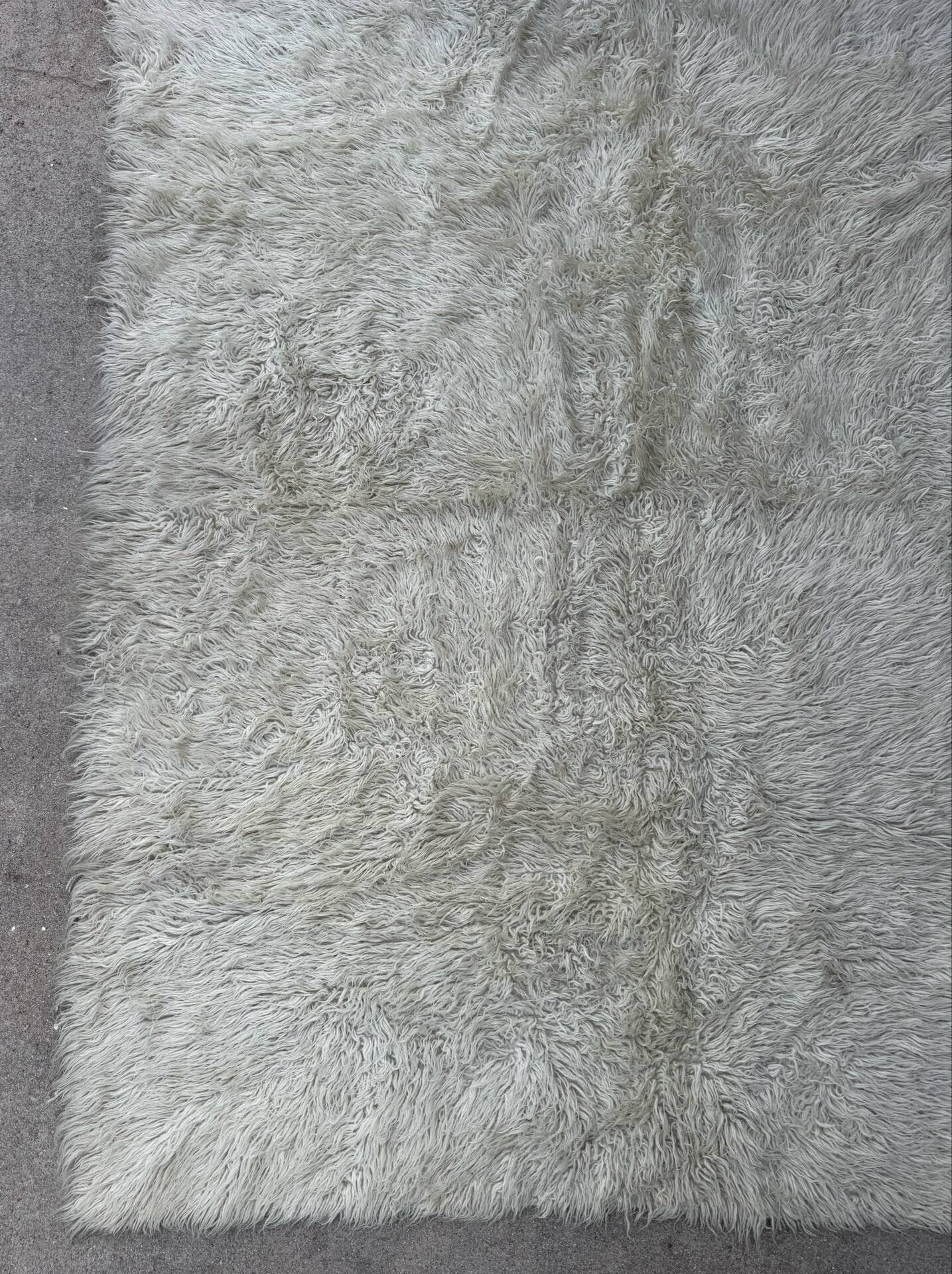 Large Scandinavian Rya rug wool from the 1960s.