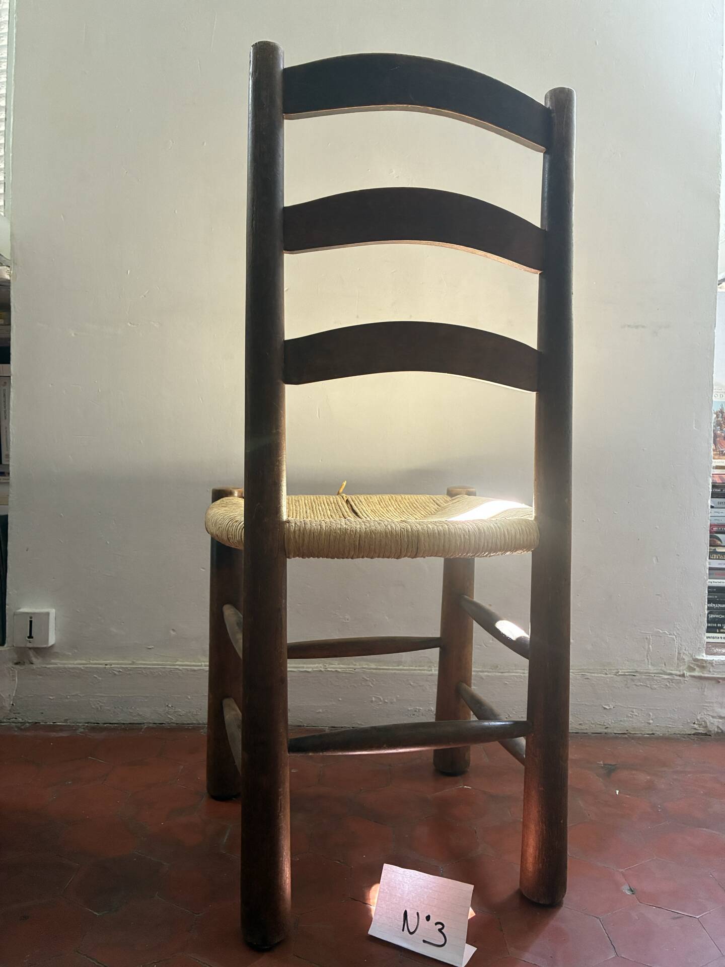 4 chairs assigned to Georges Robert