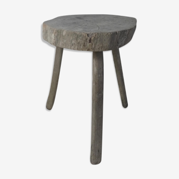 Ancien tabouret en bois massif brutaliste