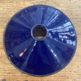 Metal suspension in blue enamel