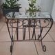 Table d'appoint porte revue