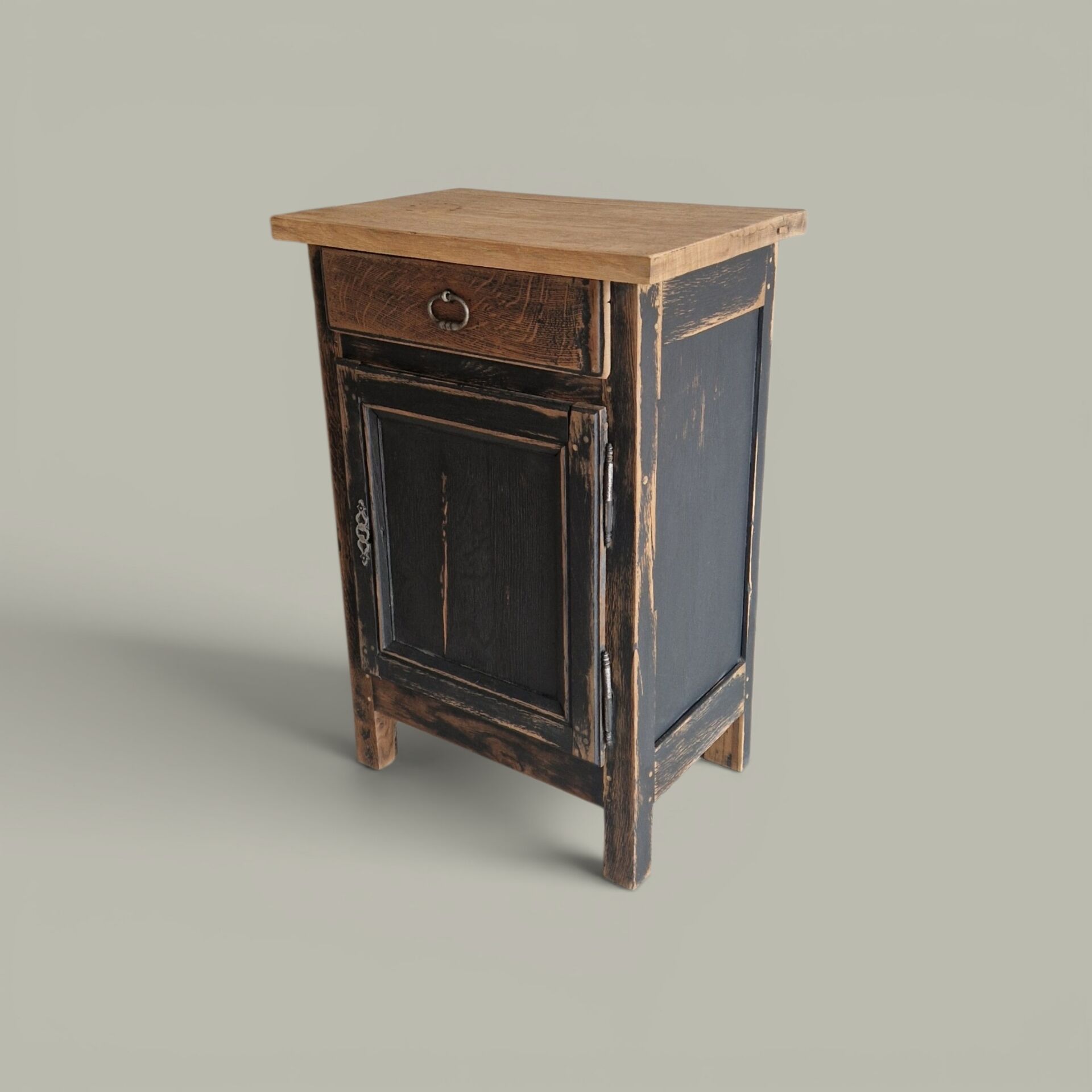 Meuble d'appoint rustique style campagne - Époque début XXÈME