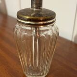 Sugar bowl with pouring spout