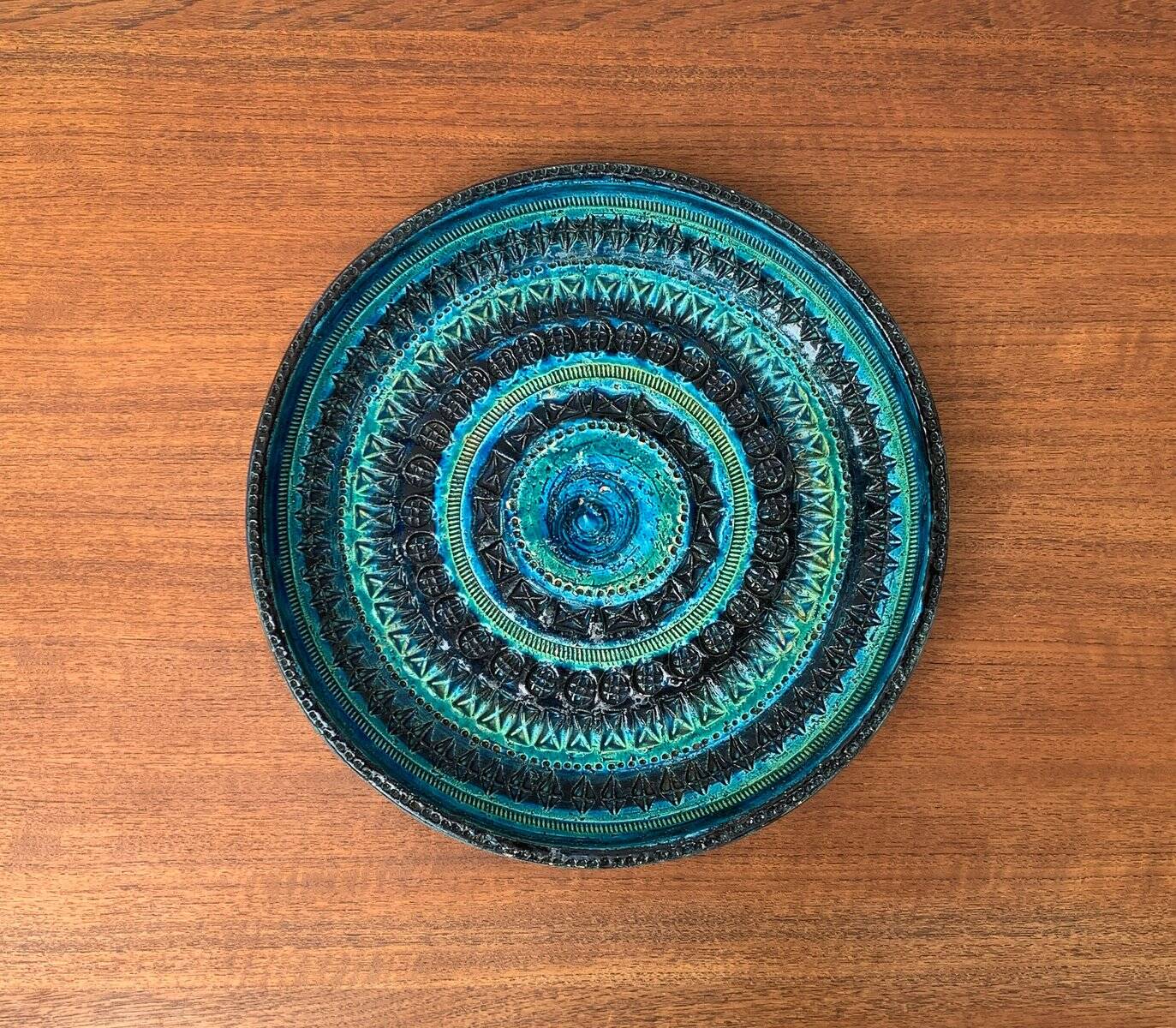 Large bowl in Rimini Blu pottery, mid-century by Aldo Londi for Bitossi.