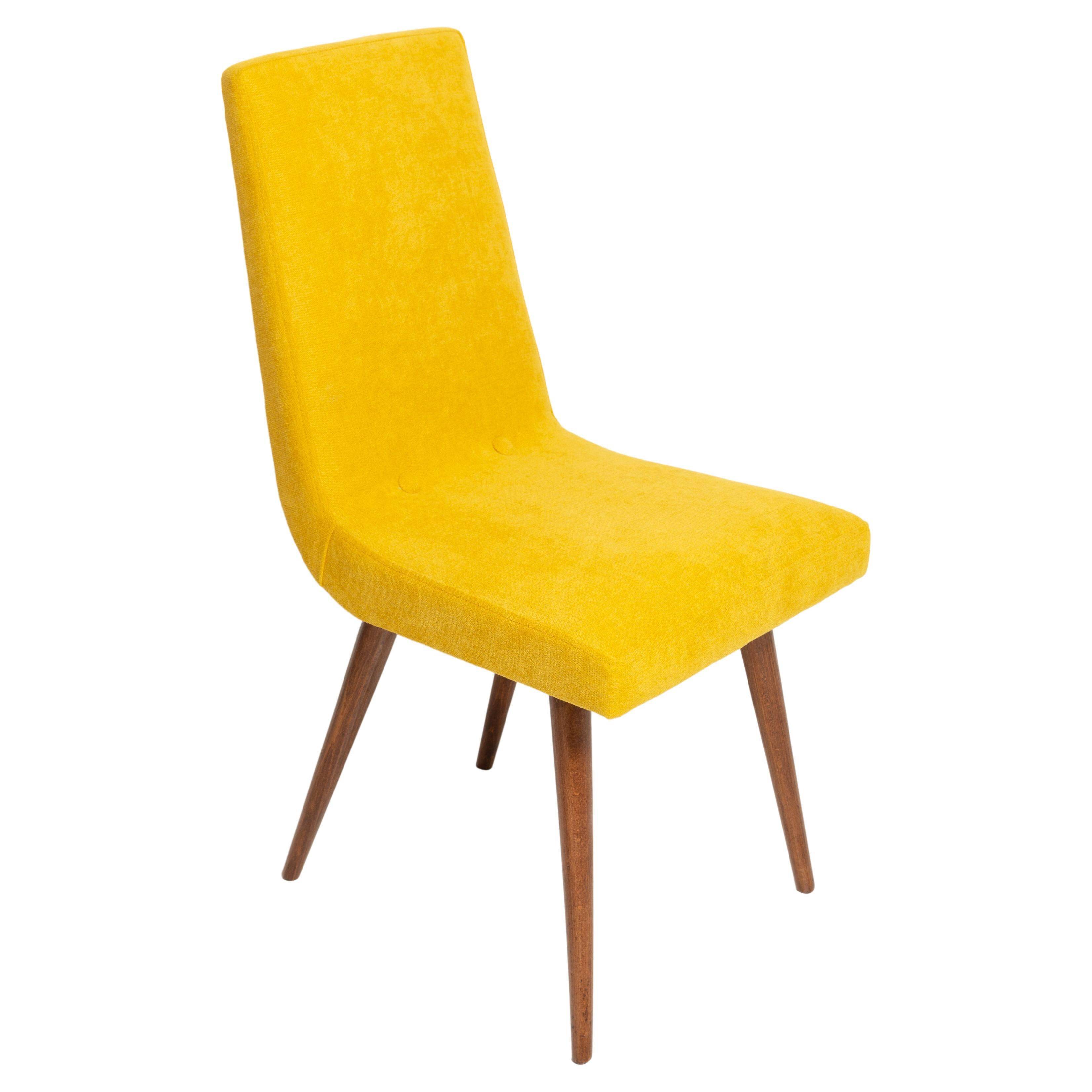 Mustard yellow wool chair from the 20th century, Rajmund Hałas, Europe, 1960s