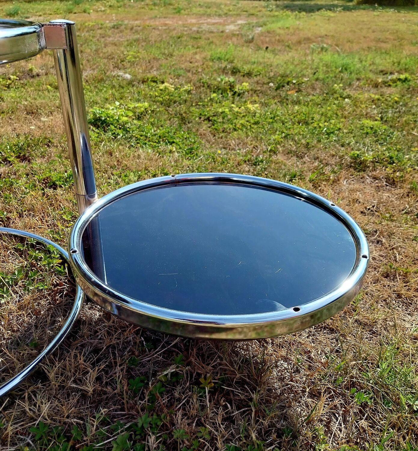 Chrome nesting coffee table