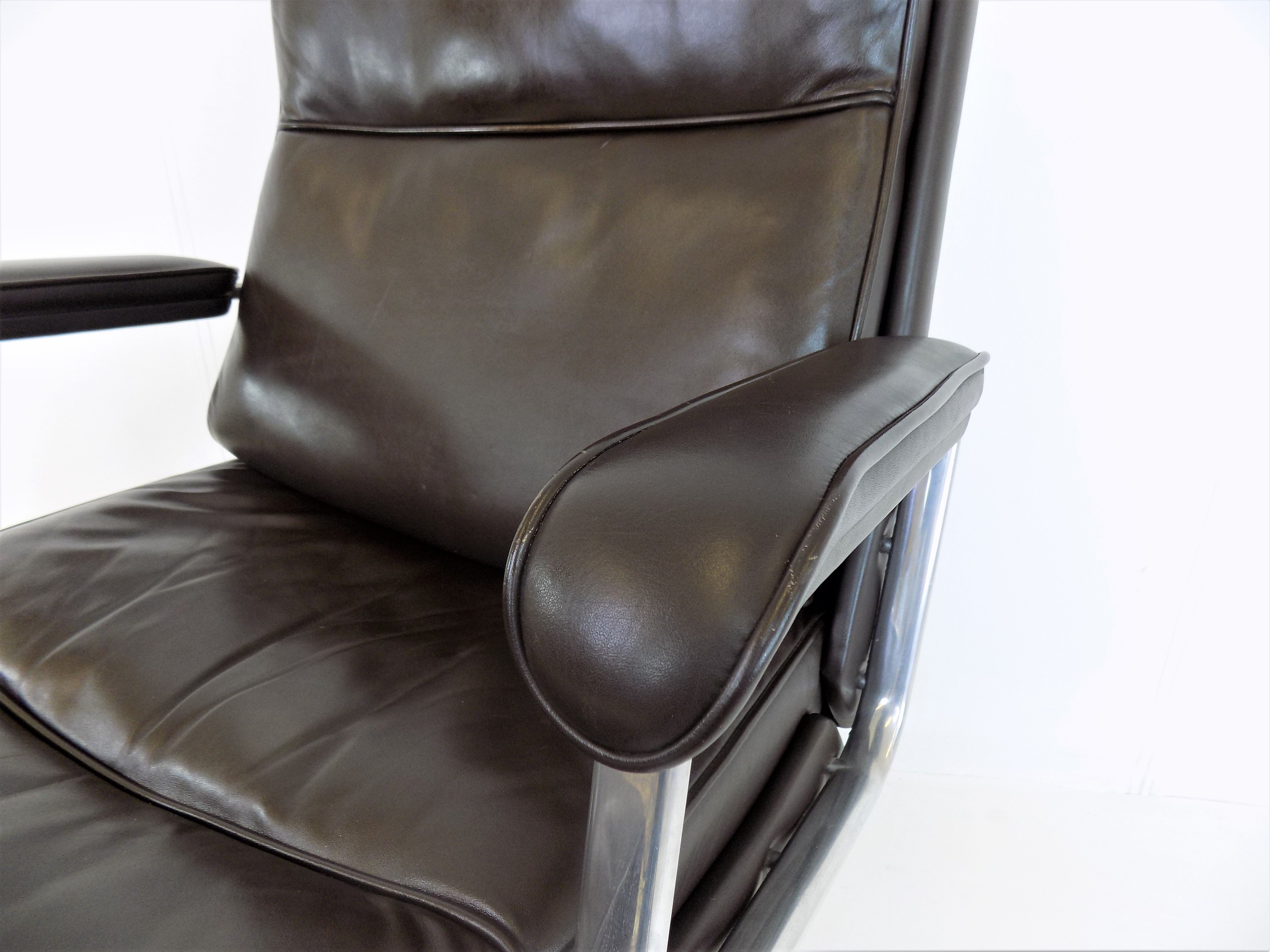 Drabert leather office chair