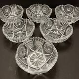 6 coupes en verre taillé