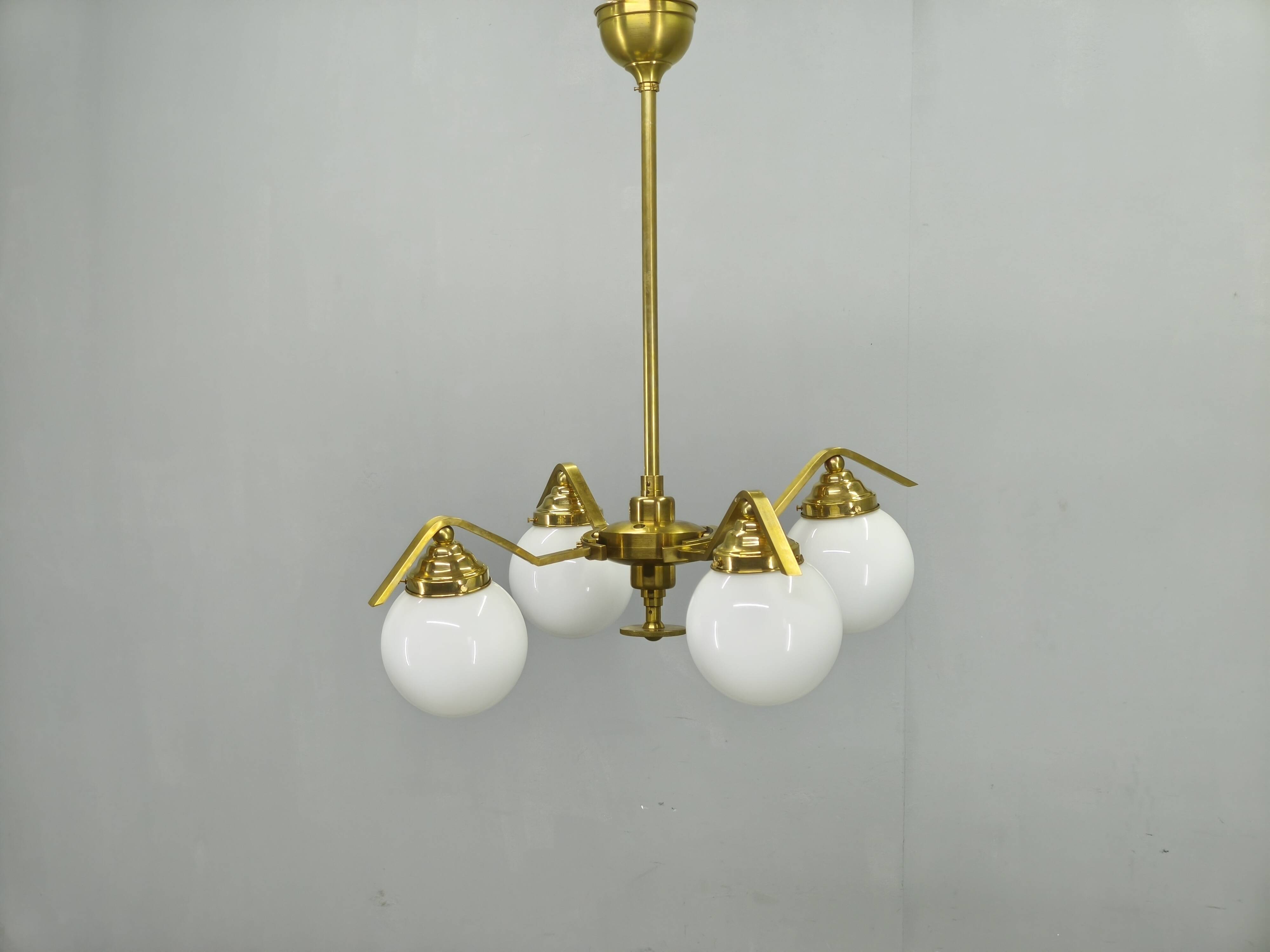 Adjustable Art Deco chandelier in brass with frosted glass, 1930s