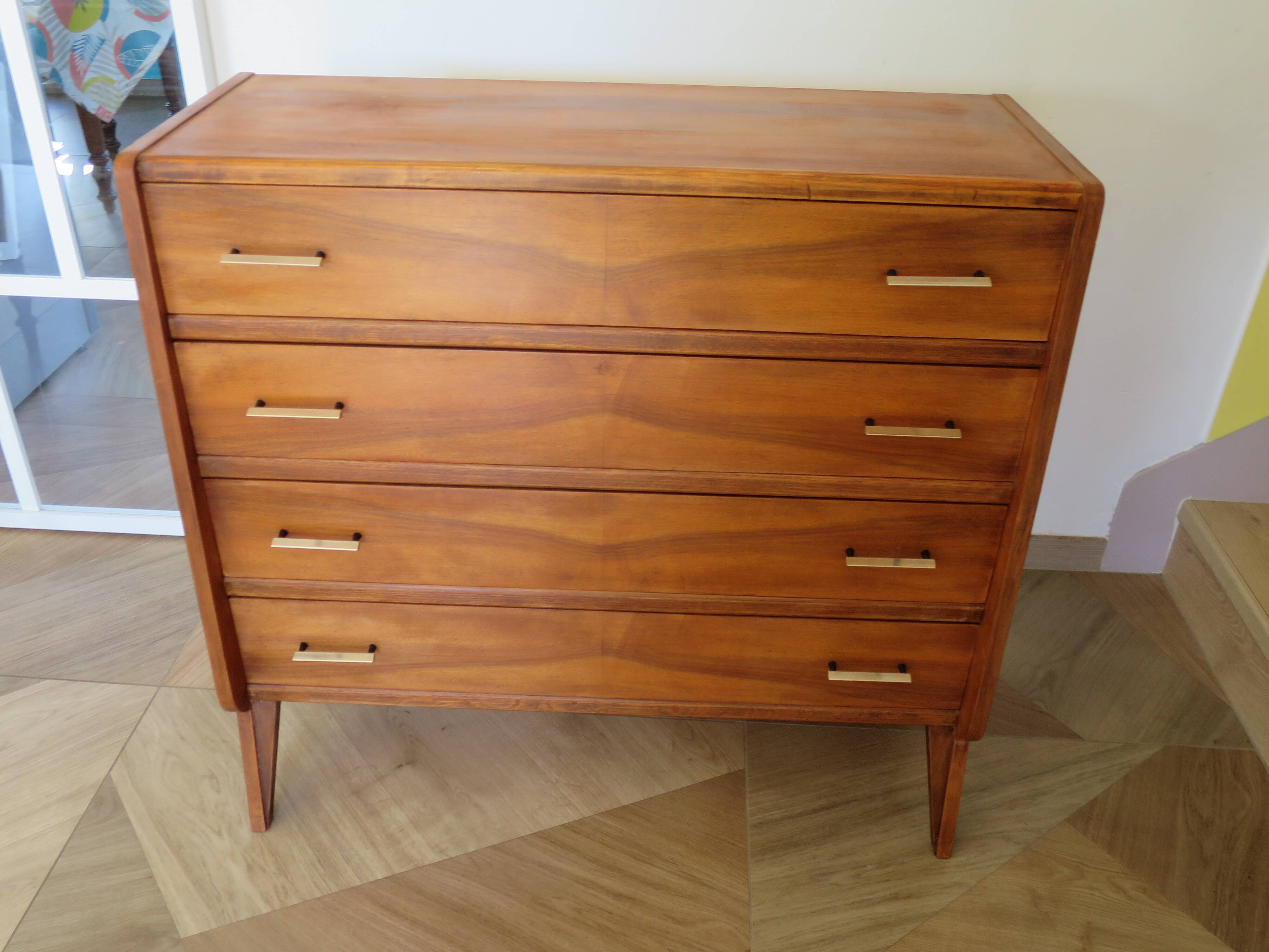 Cabinetmaker's chest of drawers - 4 drawers - golden oak - with oblique profile - compass feet - 1950