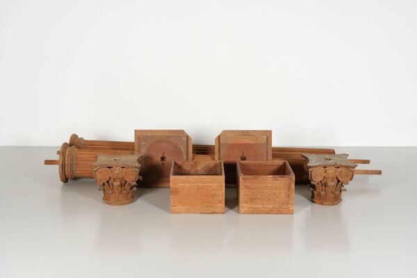 Paire de colonnes corinthiennes du XVIIIème